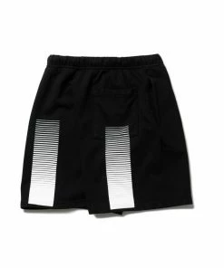 Always On Tour AOT Sweatshorts - Black/White