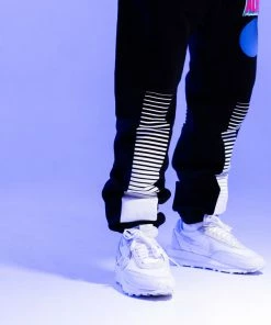 Always On Tour Latest AOT Tour SweatPants - Black