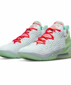 Nike LeBron 18 - Blue Tint/Dynamic Turq/Ghost 8 Nike LeBron 18 - Blue Tint/Dynamic Turq/Ghost
