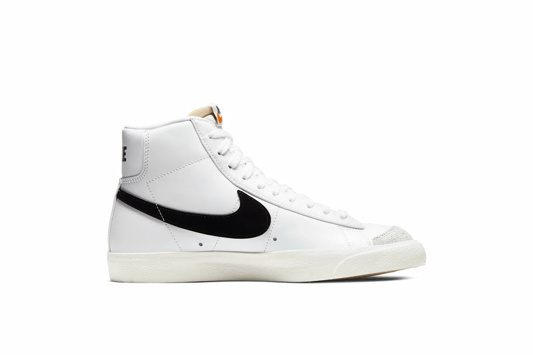 Latest WMNS Nike Blazer Mid '77 Vintage - White/Black 2 Latest WMNS Nike Blazer Mid '77 Vintage - White/Black