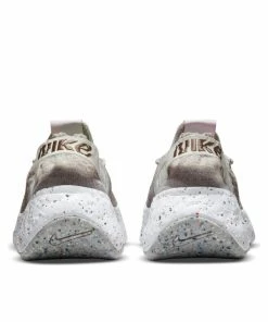 Nike Space Hippie 04 - Light Bone/Olive Grey/Orange 8 Nike Space Hippie 04 - Light Bone/Olive Grey/Orange
