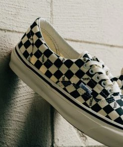 Latest Vans Vault OG Era 'Checkerboard' - Black/Classic White