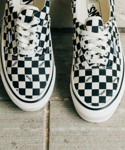 Latest Vans Vault OG Era 'Checkerboard' - Black/Classic White