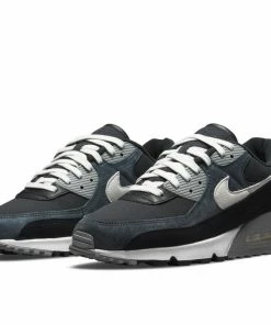 Nike Air Max 90 Premium - Off Noir/Summit White/Black