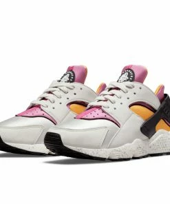 Nike Huarache Run - Light Bone/Lethal Pink/University Gold