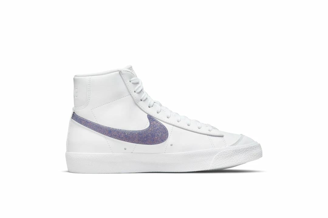 WMNS Nike Blazer Mid '77 Essential - White/Canyon Purple Latest 2 WMNS Nike Blazer Mid '77 Essential - White/Canyon Purple Latest