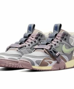 Nike Air Trainer 1 SP - Light Smoke Grey/Honeydew/Particle Grey 8 Nike Air Trainer 1 SP - Light Smoke Grey/Honeydew/Particle Grey