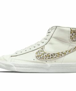 WMNS Nike Blazer Mid '77 SE - Sail/Light Lemon Twist/Black