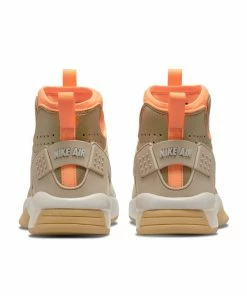 Nike ACG Air Mowabb - Limestone/Reflect Silver/Khaki 9 Nike ACG Air Mowabb - Limestone/Reflect Silver/Khaki