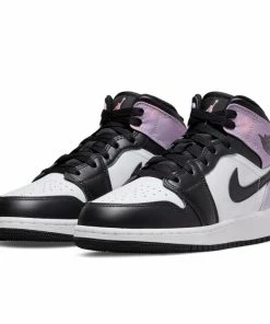 Jordan Brand Latest Air Jordan 1 Mid SE (GS) - Black/Bleached Coral