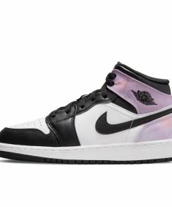 Jordan Brand Latest Air Jordan 1 Mid SE (GS) - Black/Bleached Coral