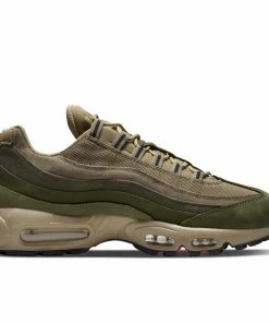 Nike Air Max 95 SE - Medium Olive/Black/Rough Green