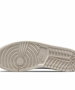 Jordan Brand Air Jordan 1 Centre Court - White/Light Orewood Brown/Metallic Gold