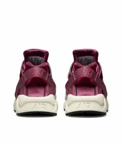 WMNS Nike Air Huarache - Dark Beetroot/Coconut Milk
