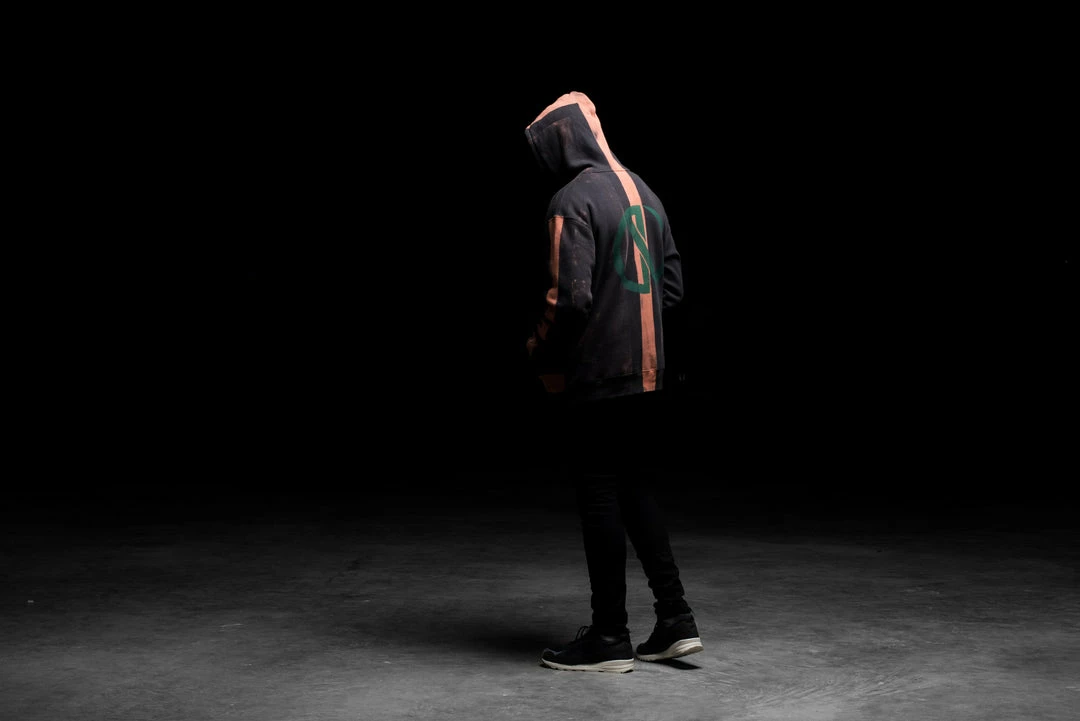 Darkoveli 'Like Closer' Hoodie - Black 1 Darkoveli 'Like Closer' Hoodie - Black