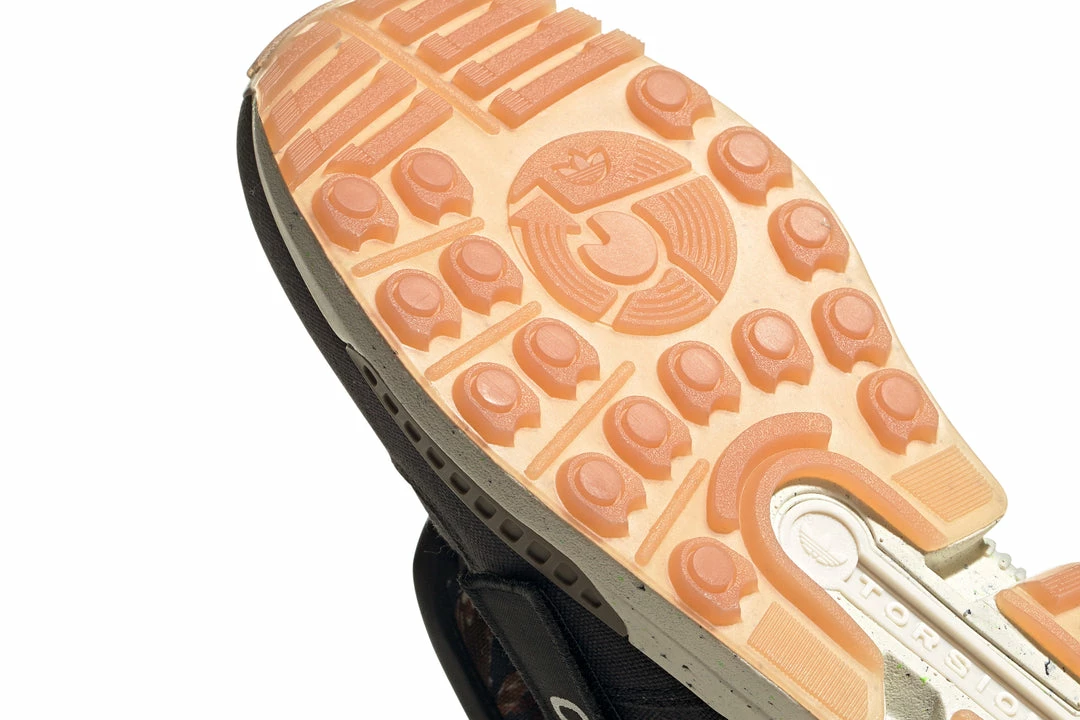 Adidas ZX 8000 - 'Out There' 8 Adidas ZX 8000 - 'Out There'