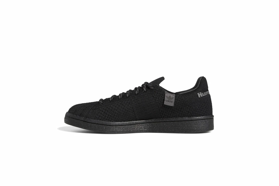 Pharrell Williams X Adidas Superstar Primeknit - 'Triple Black' 1 Pharrell Williams X Adidas Superstar Primeknit - 'Triple Black'