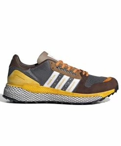 Adidas Questar HM - Cardboard/Cloud White/Grey Four