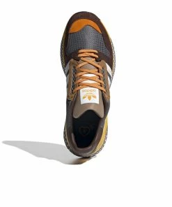 Adidas Questar HM - Cardboard/Cloud White/Grey Four