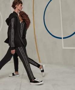 Puma Suede Classic X Karl Lagerfeld - Puma White / Puma Black 11 Puma Suede Classic X Karl Lagerfeld - Puma White / Puma Black