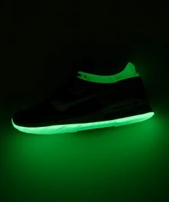 New Balance M1500GID 'Made In England' - Black/Purple/Glow 16 New Balance M1500GID 'Made In England' - Black/Purple/Glow