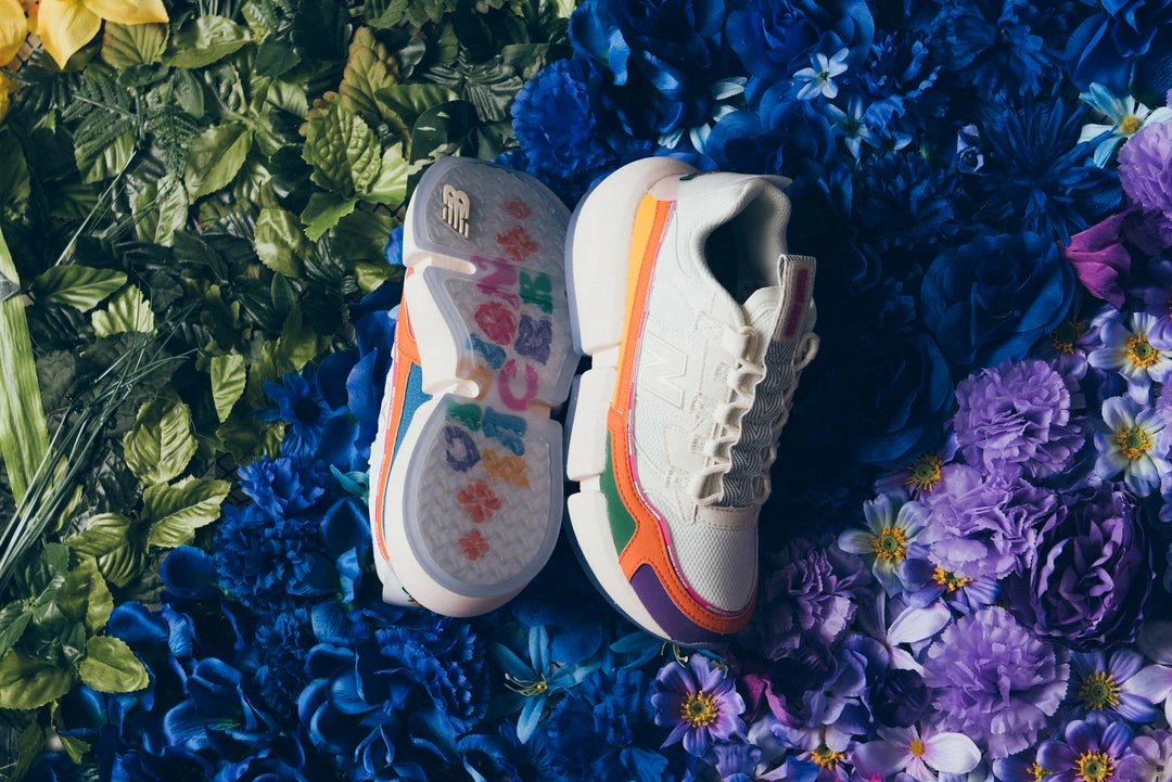 Jaden Smith X New Balance Vision Racer - Sea Salt/Storm Blue 2 Jaden Smith X New Balance Vision Racer - Sea Salt/Storm Blue