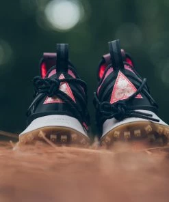 Nike ACG Mountain Fly Low - Light Mulberry/Flash Crimson