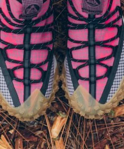 Nike ACG Mountain Fly Low - Light Mulberry/Flash Crimson