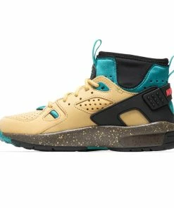 Nike ACG Air Mowabb - Twine/Fusion Red/Club Gold