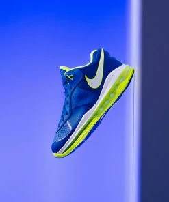 Nike LeBron 8 V/2 Low - Treasure Blue/White/Black