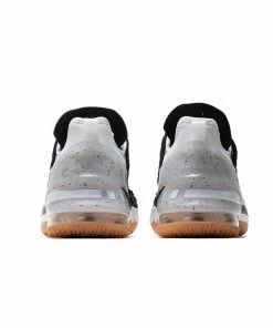 Nike LeBron 18 (GS) - Black/White/Gum Medium Brown