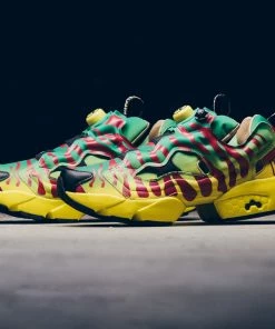 Reebok Instapump Fury OG Jurassic Park - Goal Green/Legacy Red/Black