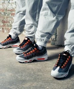 Nike X Kim Jones Air Max 95 - Total Orange