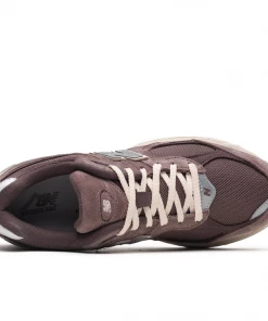 Latest New Balance M2002RHD - Black Fig