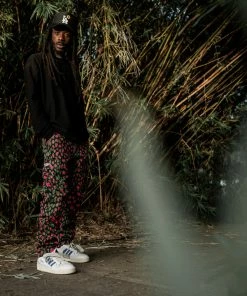 Sneaker Politics Politics Mind Blown Reversible L/S Tee - Black