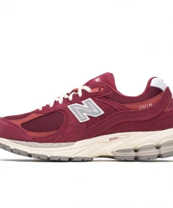 New Balance M2002RHA - Garnet/Deep Earth Red