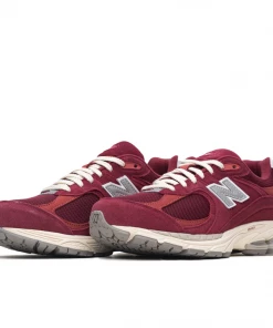 New Balance M2002RHA - Garnet/Deep Earth Red