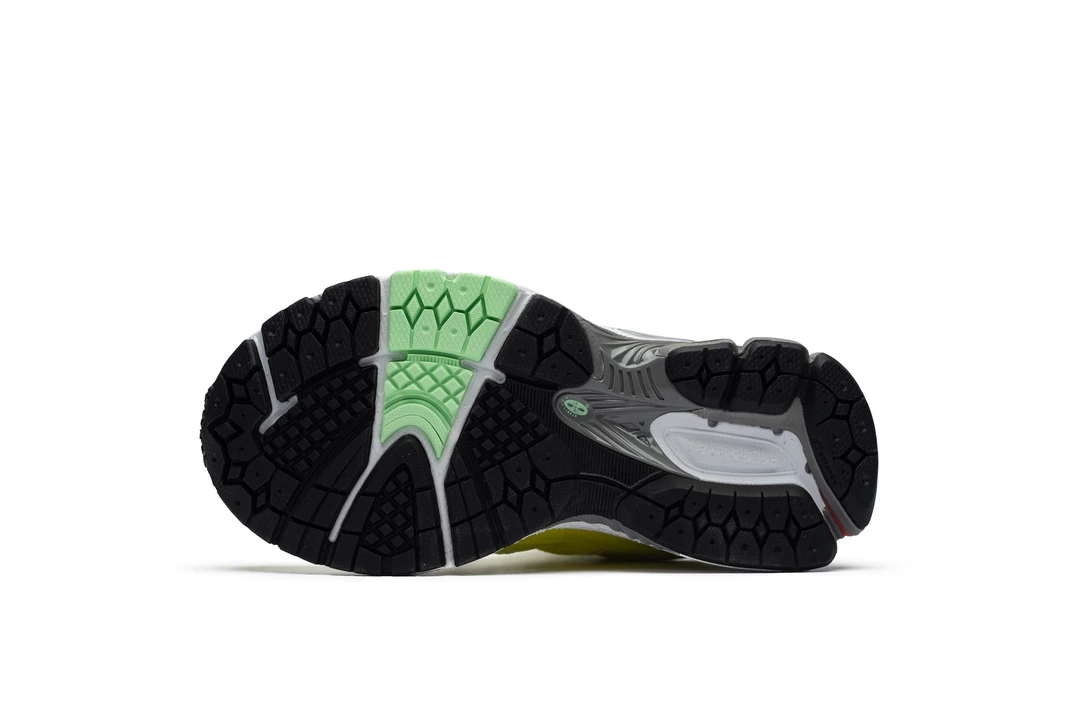 New Balance M2002RLC - Sulphur Yellow 5 New Balance M2002RLC - Sulphur Yellow