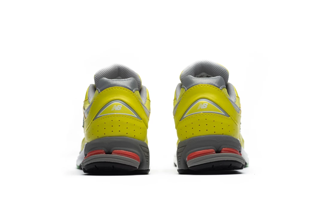 New Balance M2002RLC - Sulphur Yellow 4 New Balance M2002RLC - Sulphur Yellow