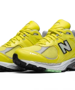 New Balance M2002RLC - Sulphur Yellow 7 New Balance M2002RLC - Sulphur Yellow