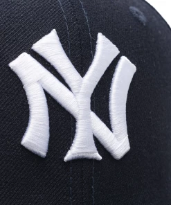 Latest New Era New York Yankees 59FIFTY Fitted Hat - Navy