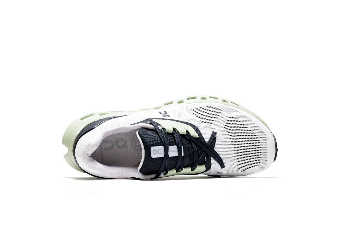 Latest On Cloudstratus - White/Black 5 Latest On Cloudstratus - White/Black