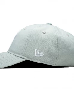Sneaker Politics Politics X New Era 9TWENTY Hat - Snow Grey