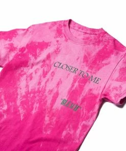 Sneaker Politics Politics X Darkoveli 'Closer' T-Shirt - Pink Latest