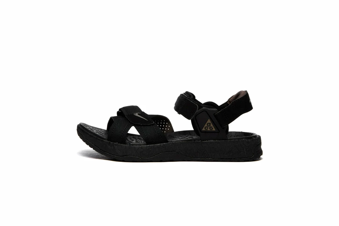 Nike ACG Air Deschutz+ Sandal - Black/Iron Grey 1 Nike ACG Air Deschutz+ Sandal - Black/Iron Grey