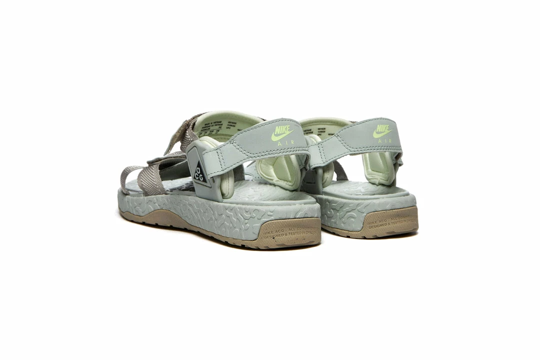 Nike ACG Air Deschutz+ Sandal - Cream II/Black 3 Nike ACG Air Deschutz+ Sandal - Cream II/Black